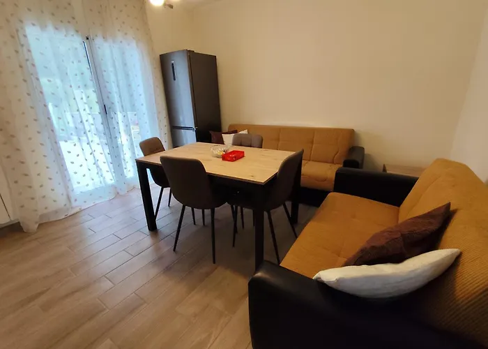 Casa Milona 카스텔베카나